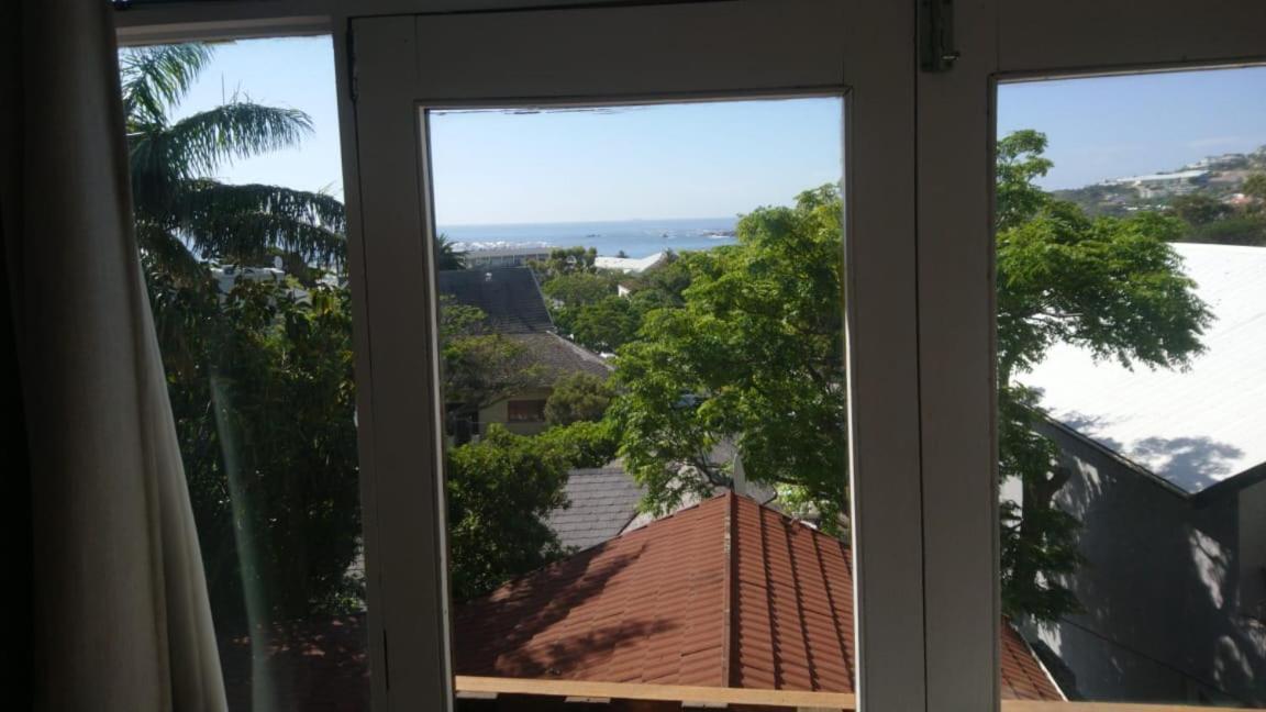 Independent Quaint Flat, Close To Beach เคปทาวน์ ภายนอก รูปภาพ
