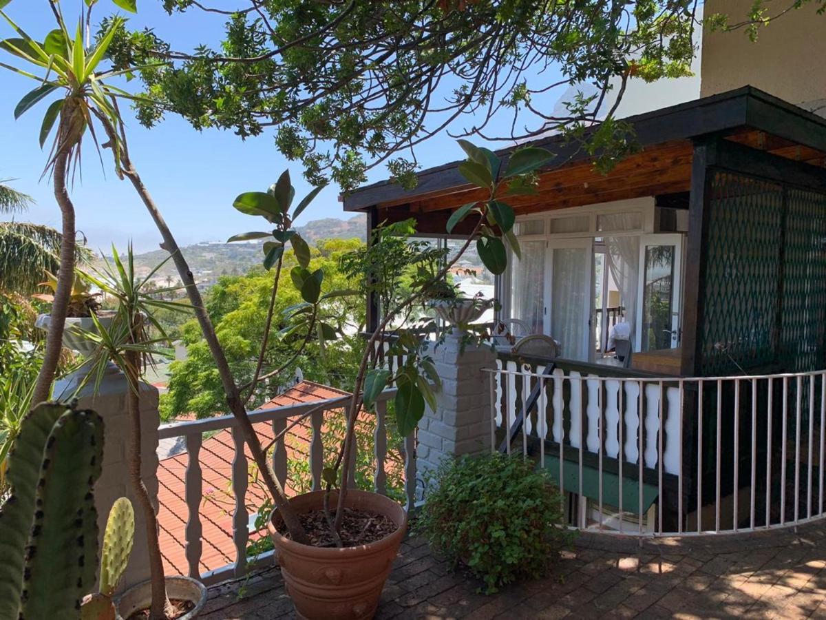 Independent Quaint Flat, Close To Beach เคปทาวน์ ภายนอก รูปภาพ